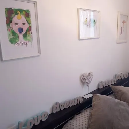 El Pisito De Rodrigo Ii アパート *