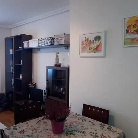 El Pisito De Rodrigo Ii *